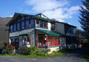 The Lake House Bed & Breakfast, Valdez